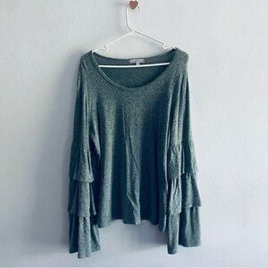 Moa Moa blue ruffle sleeve long sleeve shirt